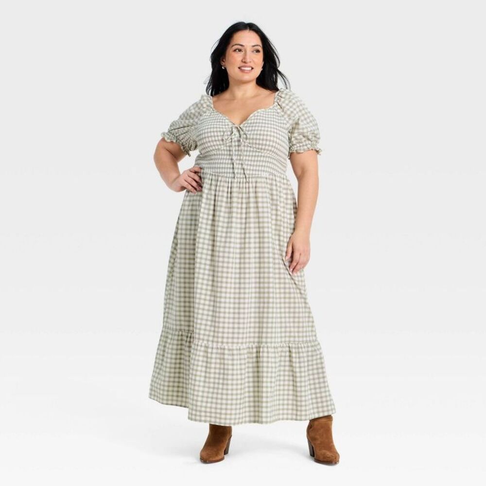 Universal Thread Green Gingham Strapless Maxi Dress